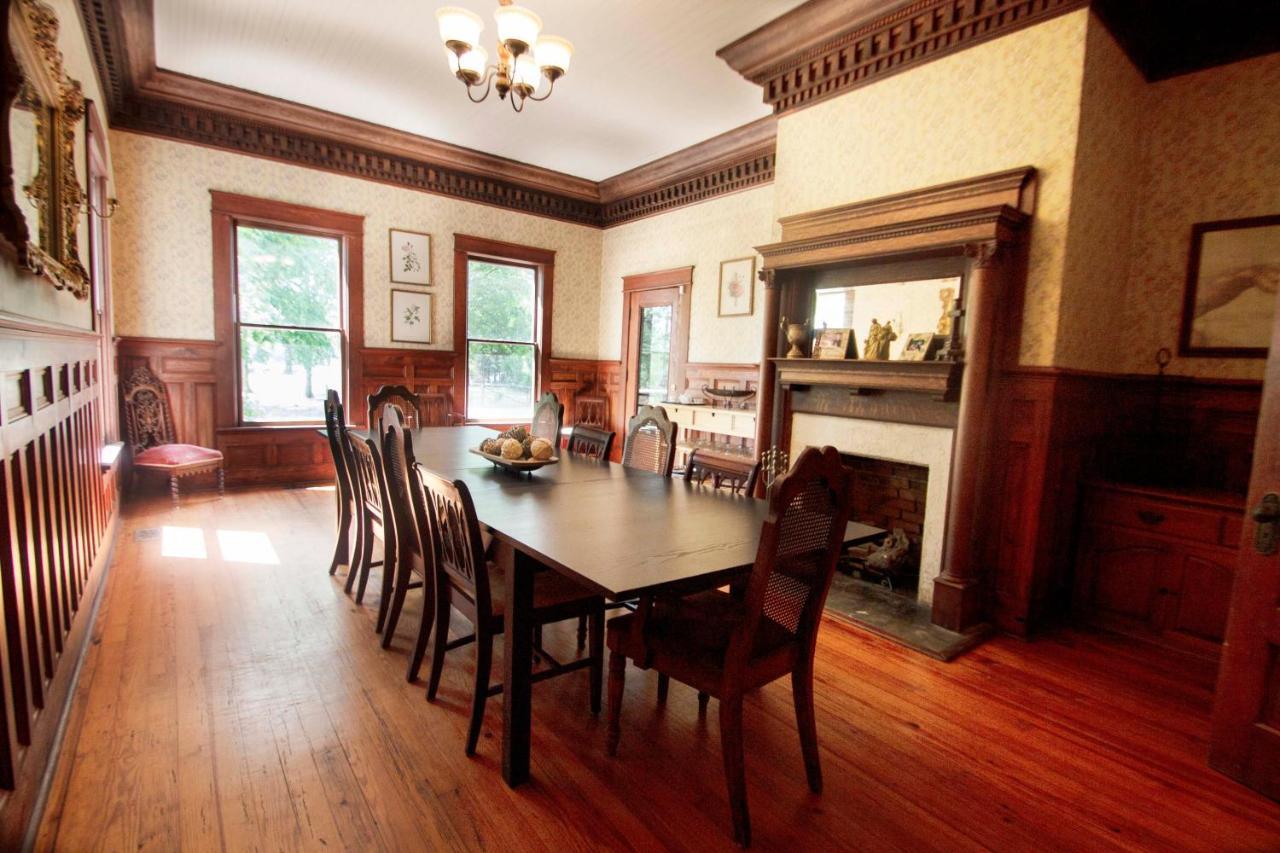 Belton Bed And Breakfast ภายนอก รูปภาพ